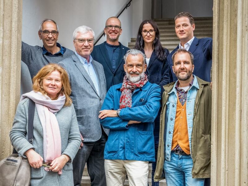 Die PREFArenzen 2020 Jury v.l.n.r.: 1. Reihe: Bettina Brunner-Krenn, Stephan Ferenczy, Norbert Philipp; 2. Reihe: Wolfgang Croce, Matthias Boeckl, Jürgen Jungmair, Ursula Obernosterer, Leopold Pasquali