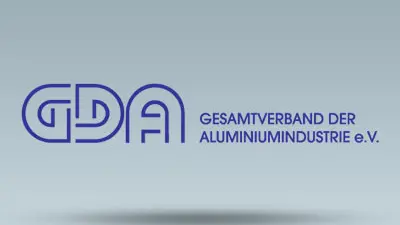 Grauer HIntergrund mit GDA Logo - Gesamtverband der Aluminiumindustrie