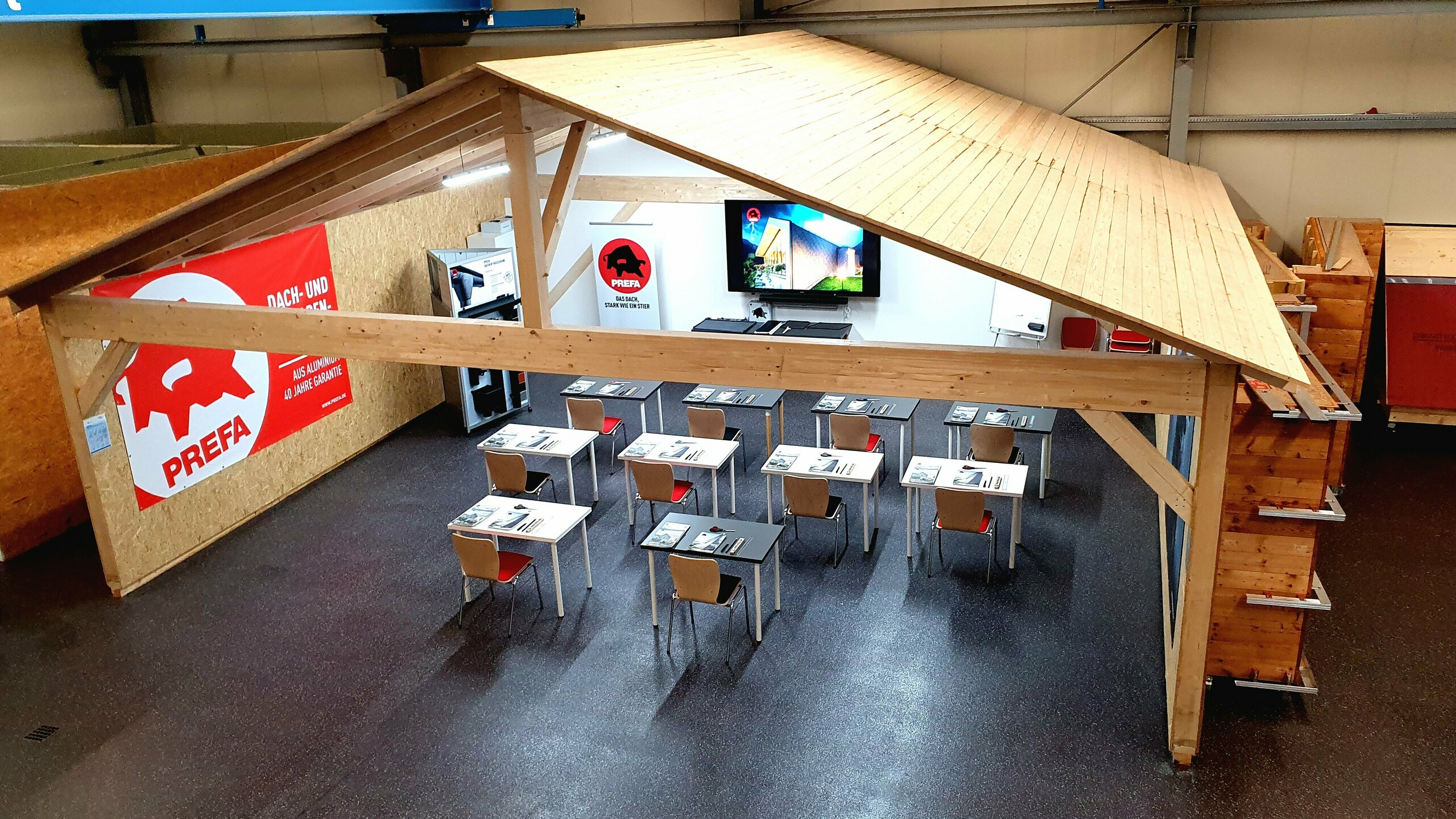 Das PREFA Klassenzimmer in der Academy Hamburg