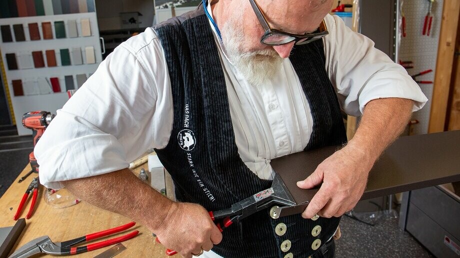 Bekleidung Fensterleibung und -sturz: Anreißen der Leibung 
