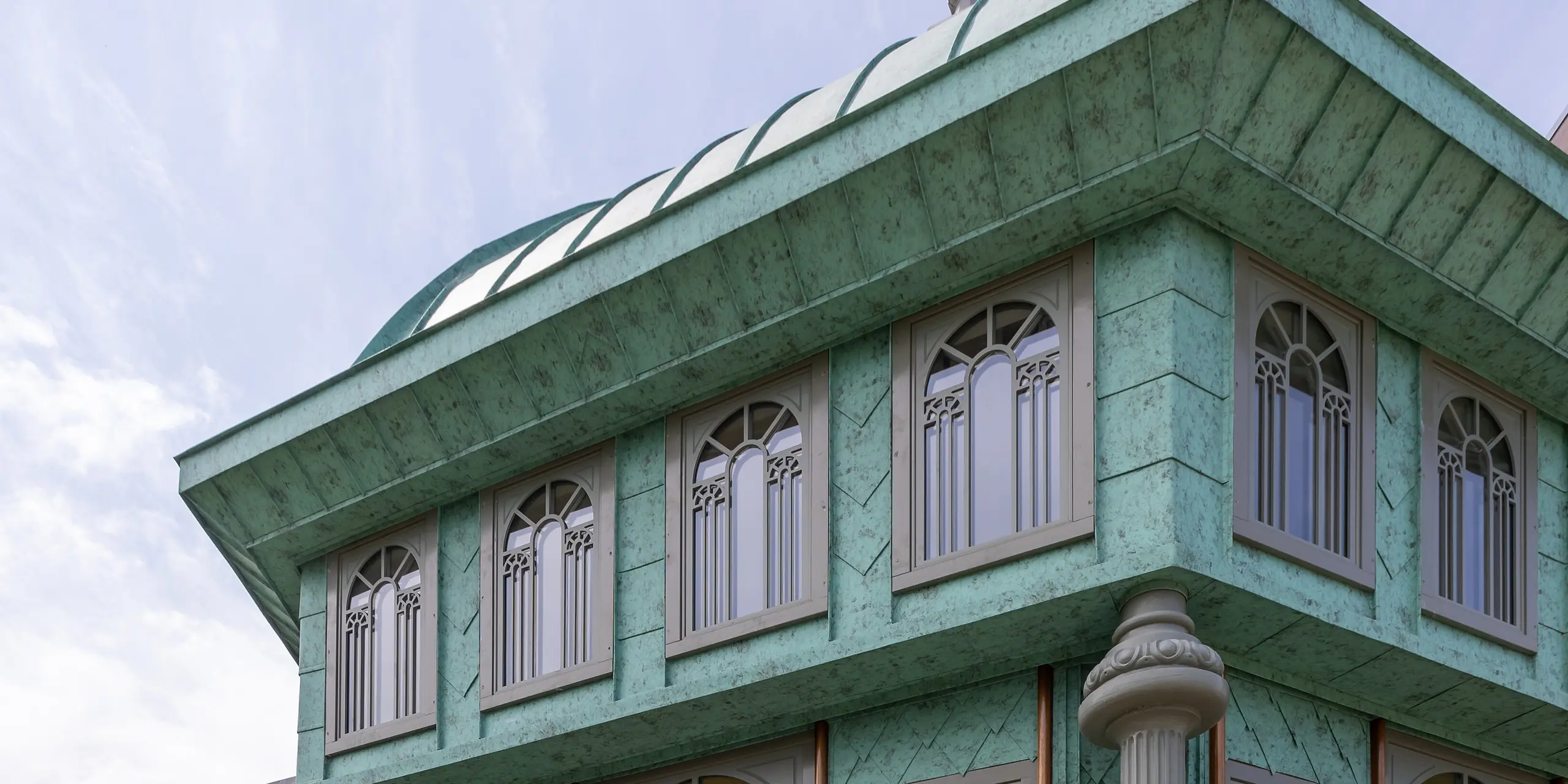 Gartenhaus des Lawlor's Hotel in Naas (Irland) mit PREFA Aluminium Fassade