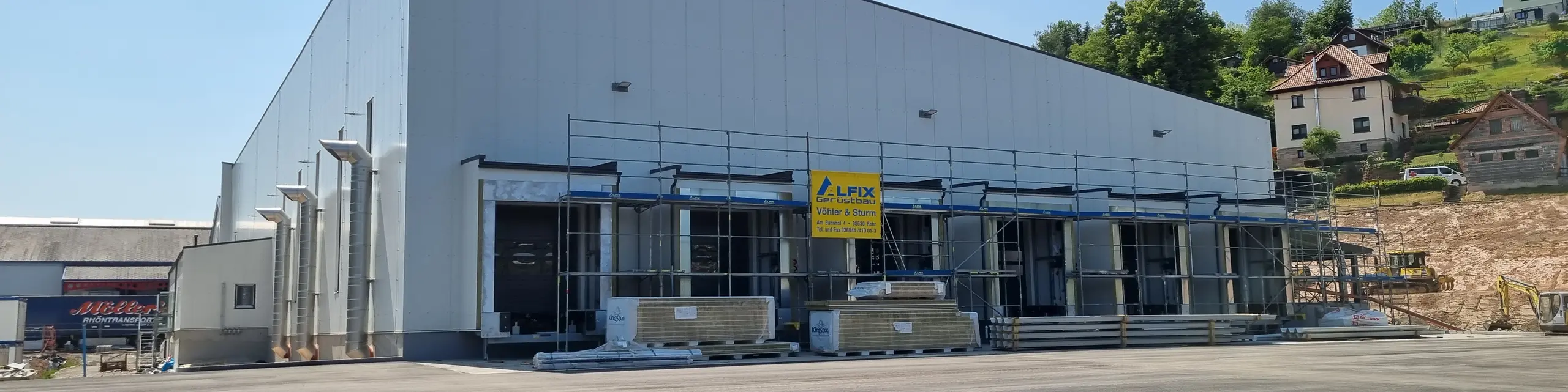 Die neue Lagerhalle in Wasungen kann bald eröffnet werden
