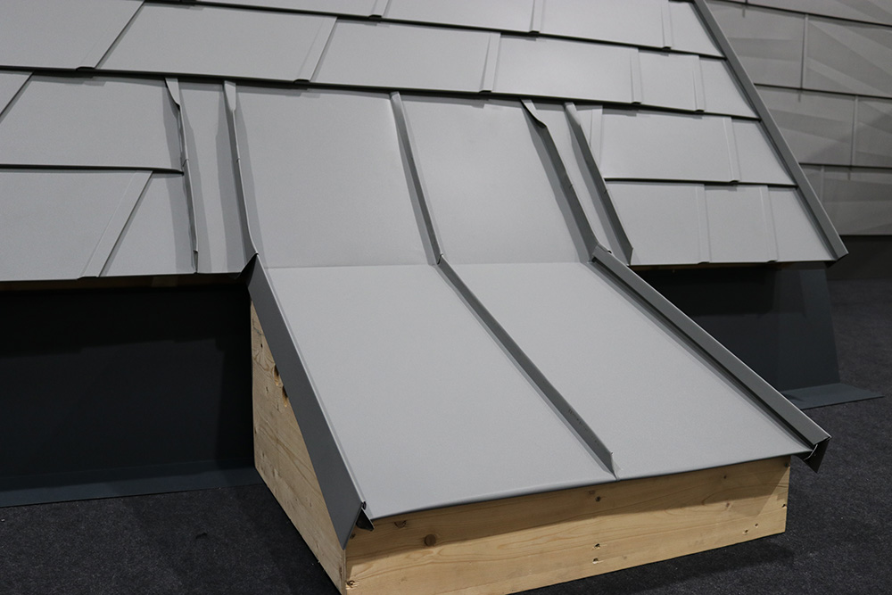 Prefa Stehfalzdach , Solarmontagesystem – RUNG